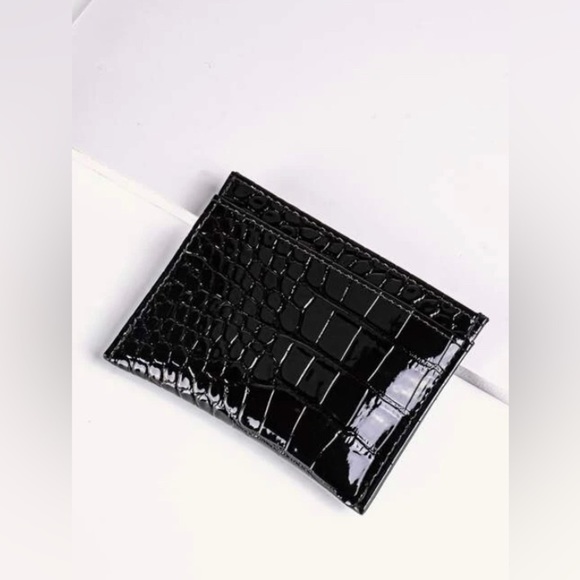 Croc embossed card holder in Black - Picture 2 of 3